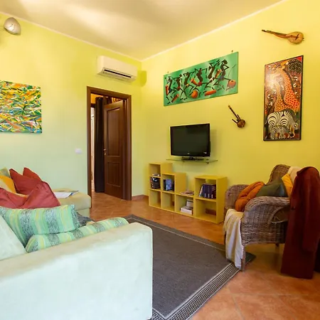 Daire La Casa Di Marco, Holidays, Sea And Nature